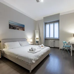  Apartment Sant' Ambrogio Flat