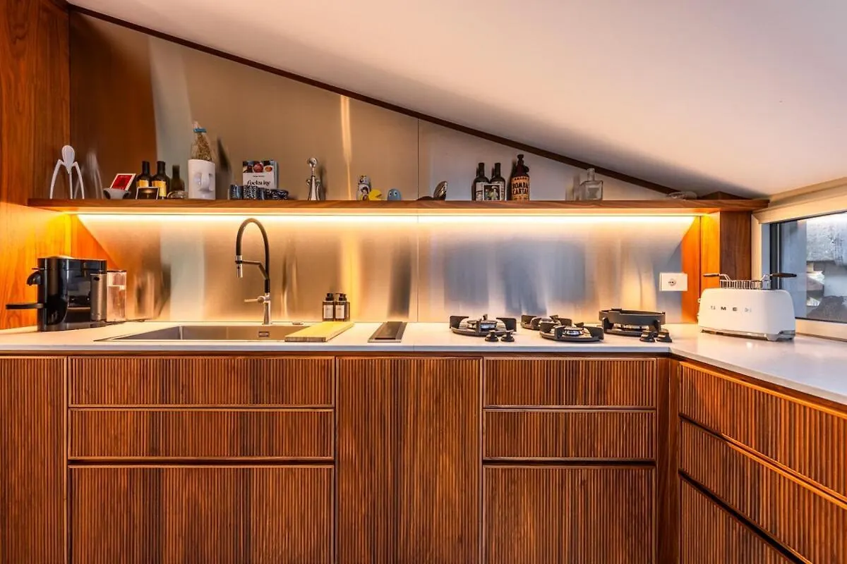 Moscova Elegance And Modern Design With Rooftop Милан